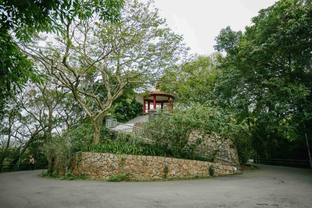 十八尖山