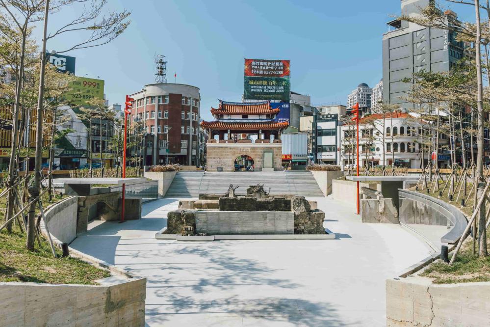 迎曦門(東門城)