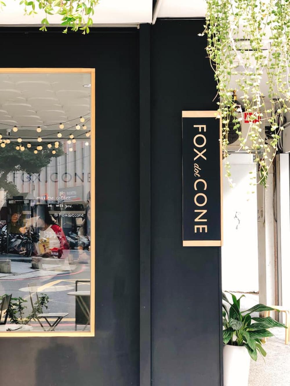FOX.CONE coffee & bakes