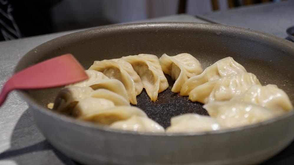 鉄燒餃子