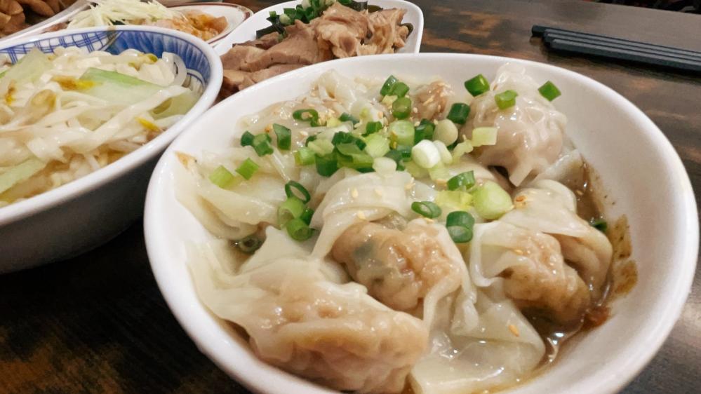 哈囉炸醬麵